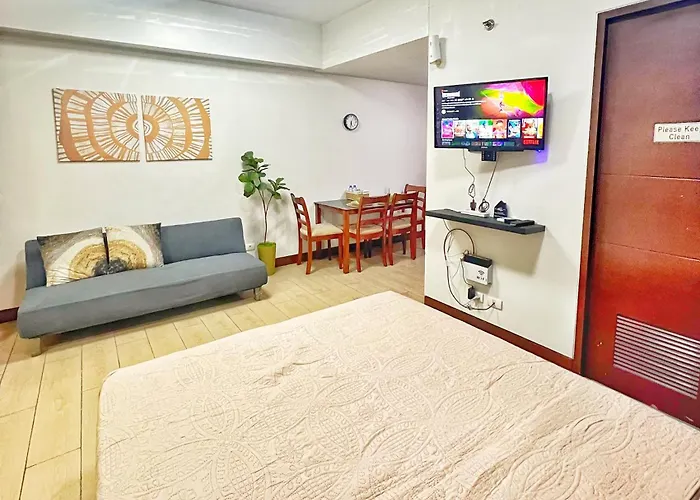Nara Homes At Palm Tree In Front Of Naia Terminal 3 Apartment *